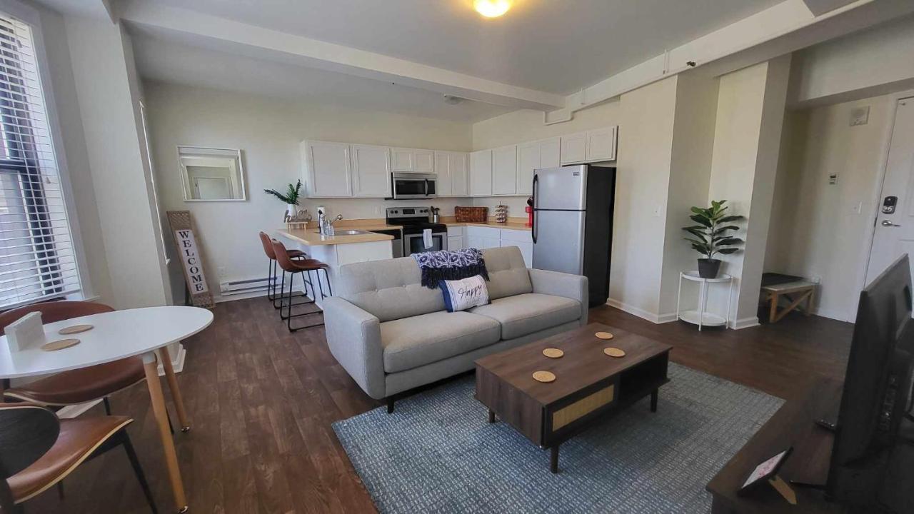 Amazing 1 Bedroom In Center Detroit